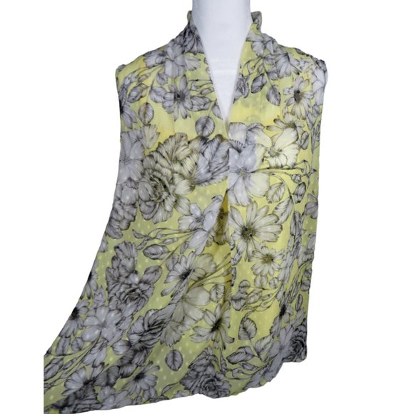 Liz Claiborne Petite Large Pale Yellow Gray Floral Clip Dot Sleeveless Blouse - Picture 1 of 9